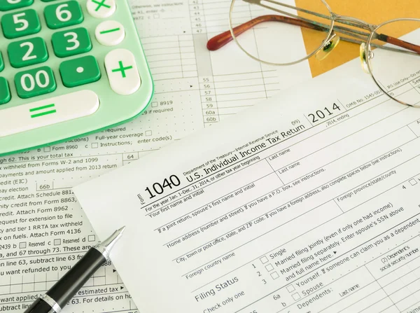 Individual income tax return form — Stock Photo, Image