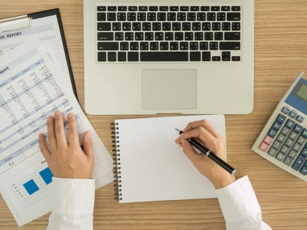 Muhasebeciler mali verileri çözümleme