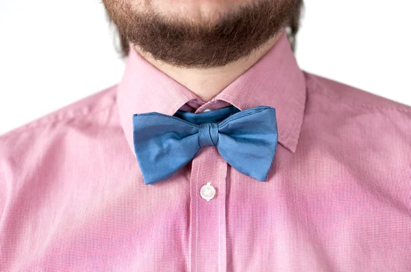 Laço azul com camisa rosa — Fotografia de Stock