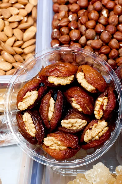 Dried dates stuffed with pistachios — Stock Photo, Image