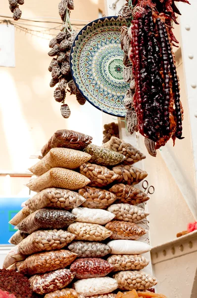 Dulces orientales en el mercado . — Foto de Stock