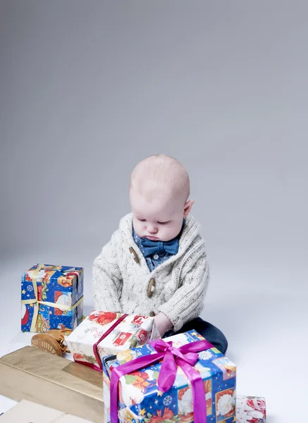 Pllayful baba ajándék doboz — Stock Fotó