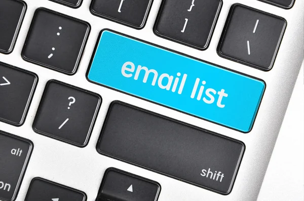 Кнопка клавиатуры письменный список слов электронной почты — стоковое фото