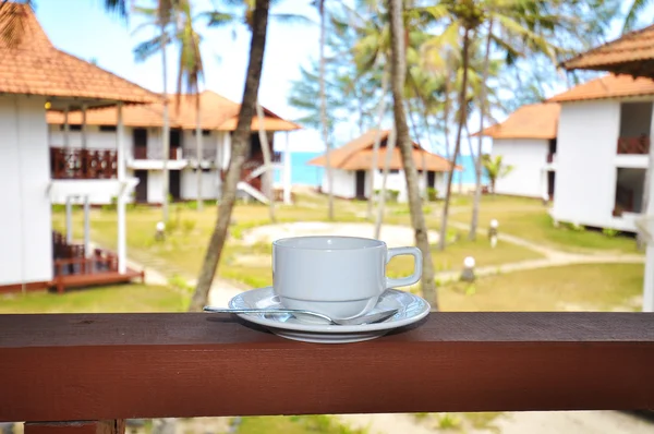 Coffee at the balcony facing seaside at the resort — Stock Photo, Image