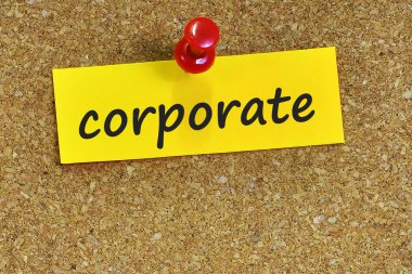 cork arka plan ile notlar kağıt üzerinde kurumsal kelime