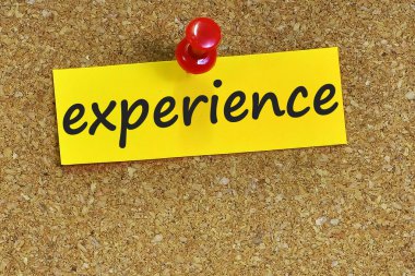 Word ile mantar arka plan notları kağıt üzerinde deneyim