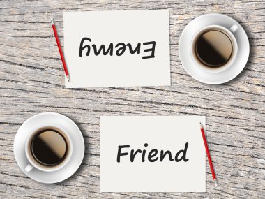 İş kavramı: Arkadaş ve düşman karşılaştırma