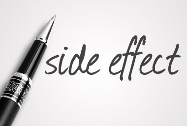 kalem yan etkisi kağıt üzerinde yazıyor.