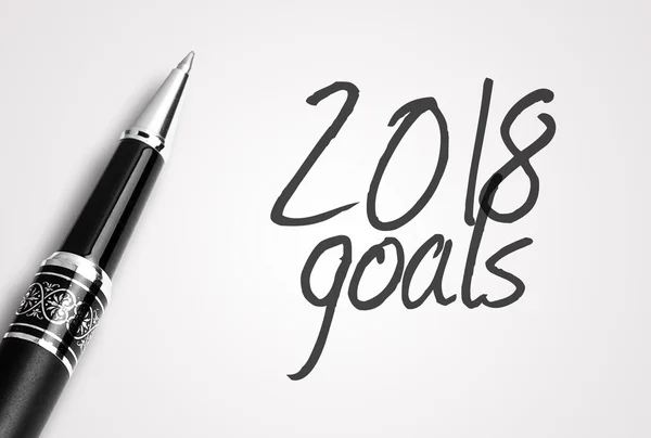 kalem 2018 gol kağıt üzerinde yazıyor.