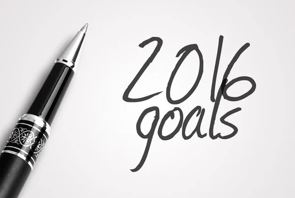 Pen writes 2016 goals on paper — Stock Photo, Image