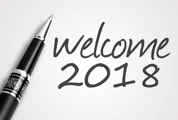 Pen writes 2018 welcome on paper — Stock Photo, Image