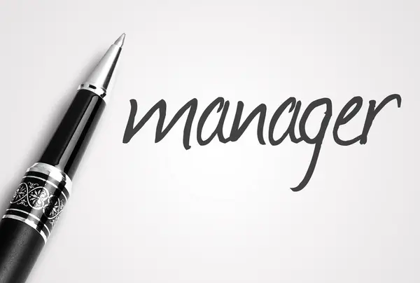 Stift schreibt Manager auf Papier — Stockfoto