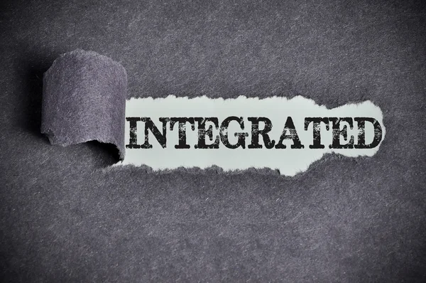 yırtık siyah şeker kağıt'ın altında entegre kelime