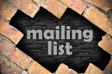 Word e-posta listesi ile tuğla duvarı