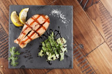 somon balığı biftek