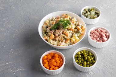 Rus Yeni Yıl Olivier salatası