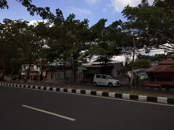 Semarang Indonesia Julio 2021 Una Calle Tranquila Con Casas Alineadas —  Fotos de Stock