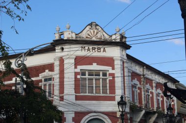 Kızıl Marba binası eski Semarang şehrinde yer almaktadır.