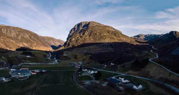 Vista Aérea Del Antiguo Asentamiento Vikingo Byrkjedal Noruega Otoño —  Fotos de Stock