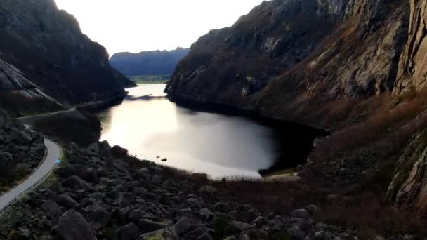 Вид Воздуха Старое Поселение Викингов Быркедал Норвегия Осенью — стоковое видео
