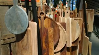 Oslo, Norveç - 09 Kasım 2019: Raflardaki interrior woth ürünleri 