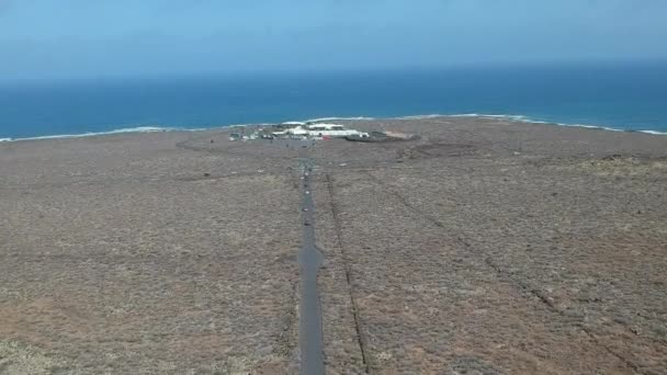 Luftaufnahme Der Landschaft Bei Mirador Del Rio Lanzarote Kanarische Insel — Stockvideo
