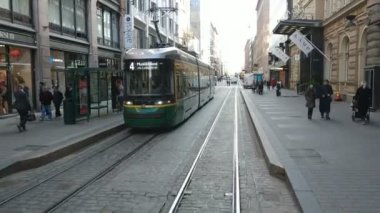 Helsinki, Finlandiya 'daki Aziz Niklas katedrali yakınlarındaki cephe ve alan