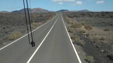 Volkanik yolda sıradan bir manzara Las Palmas, Kanarya Adaları, İspanya