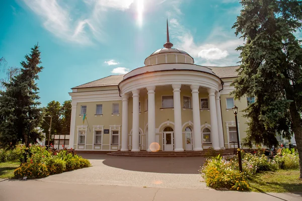 Arhytecture ciudad de Mirgorod. Ucrania . — Foto de Stock