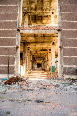 yıkık yükseklik Endüstriyel Bina