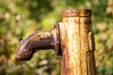 eski su sütun şehir açık havada