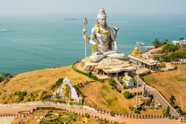 Murudeshwara Tapınağı ve Hindistan beach