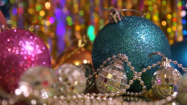 Decoraciones de Navidad, bolas de Navidad — Vídeo de stock