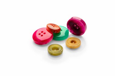 izole renkli düğmeler