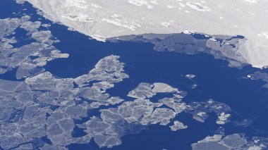 levha ve bir uçaktan gördüm buzdağları arctic deniz buz