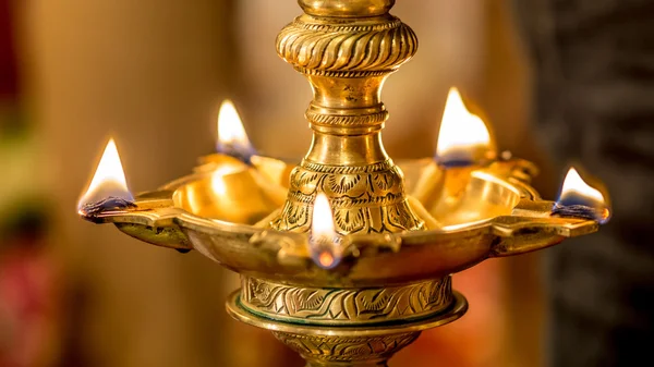 indian brass oil lamp 'Nilavilakku '