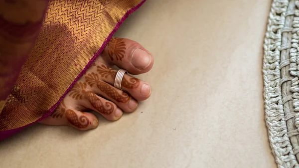 Indian brides toe ring — Stock Photo, Image