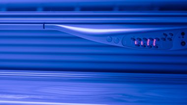 Solaryum içinde 'bilim-kurgu' ışık gibi