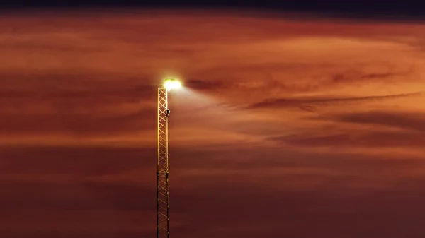 Akşam sırasında Stadyumu projektörler