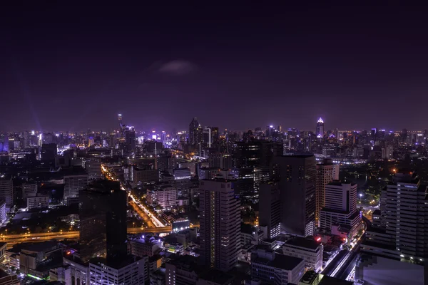 Stedelijke Stadszicht voor nacht van hoofdstad — Stockfoto