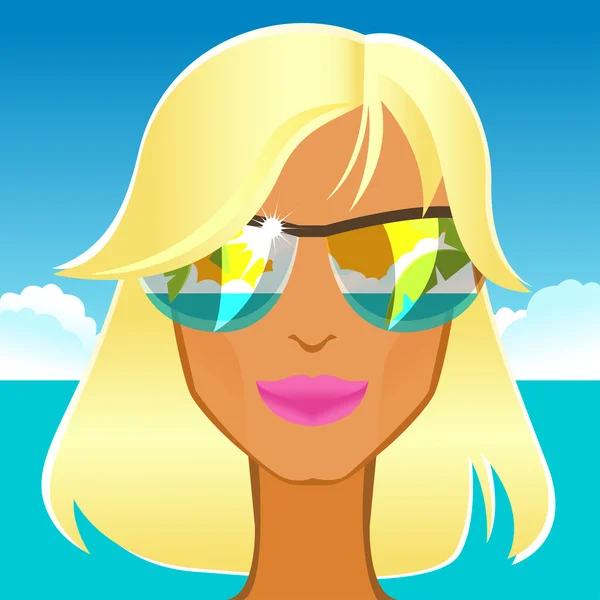 Beautiful glamorous blonde in sunglasses on the beach. — Stock Photo, Image