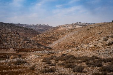 Gündüz Batı Şeria çöl manzarası, Filistin 'de İsrail tarafından işgal edilen bölgeler.