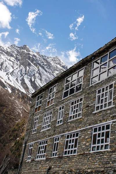 Büyük lodge house adlı en yüksek dağlar ayak
