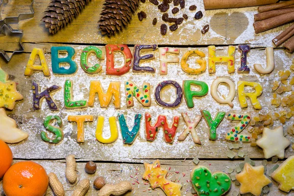 Lettres colorées de biscuit — Photo