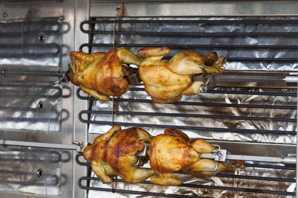 Pollo a la parrilla, cerca —  Fotos de Stock