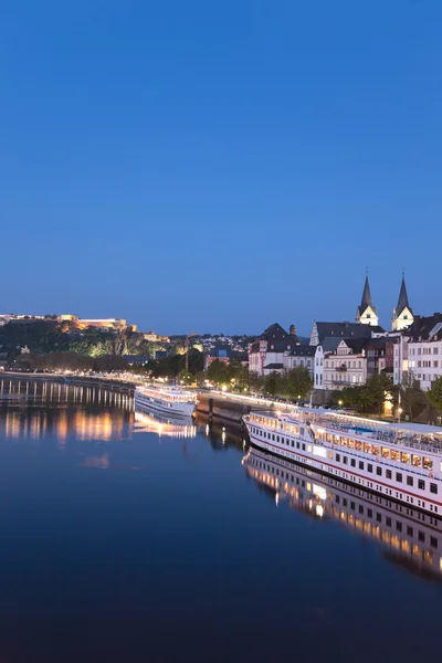 Koblenz, Ehrenbreitstein, Veduta della città vecchia con angolo tedesco, iro — Foto Stock