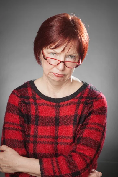 Kızıl saçlı kadın, portre, yüz ifadesi, hayal kırıklığına — Stok fotoğraf