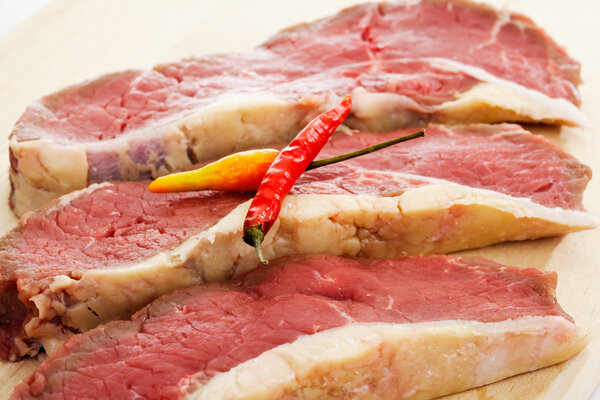 Ростбиф, стейки, ряд
