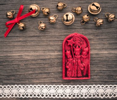 Noel dekorasyon ahşap üzerine dantel, balmumu, üç Magi, çan,