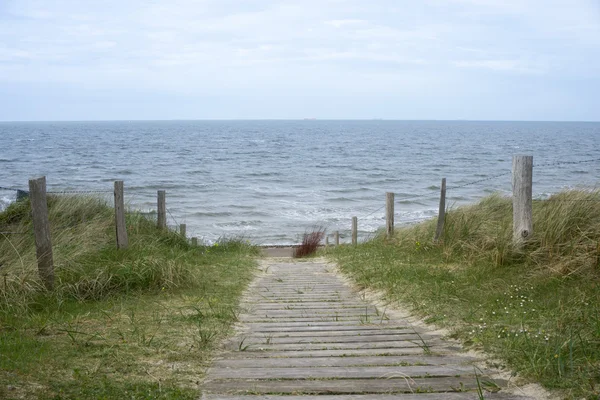 Niemcy, Park Narodowy morze Wattowe dolnym Saskiej, droga do plaży — Zdjęcie stockowe